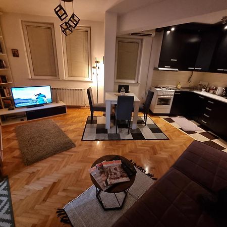Apartman Veselinovic Free Parking Vranje Exteriér fotografie