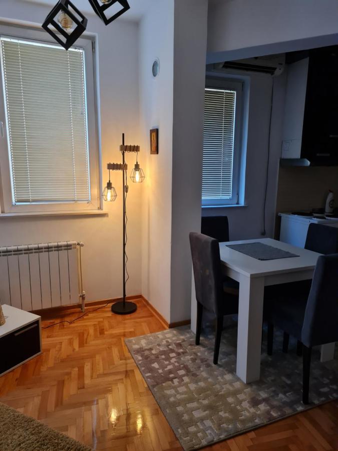 Apartman Veselinovic Free Parking Vranje Exteriér fotografie